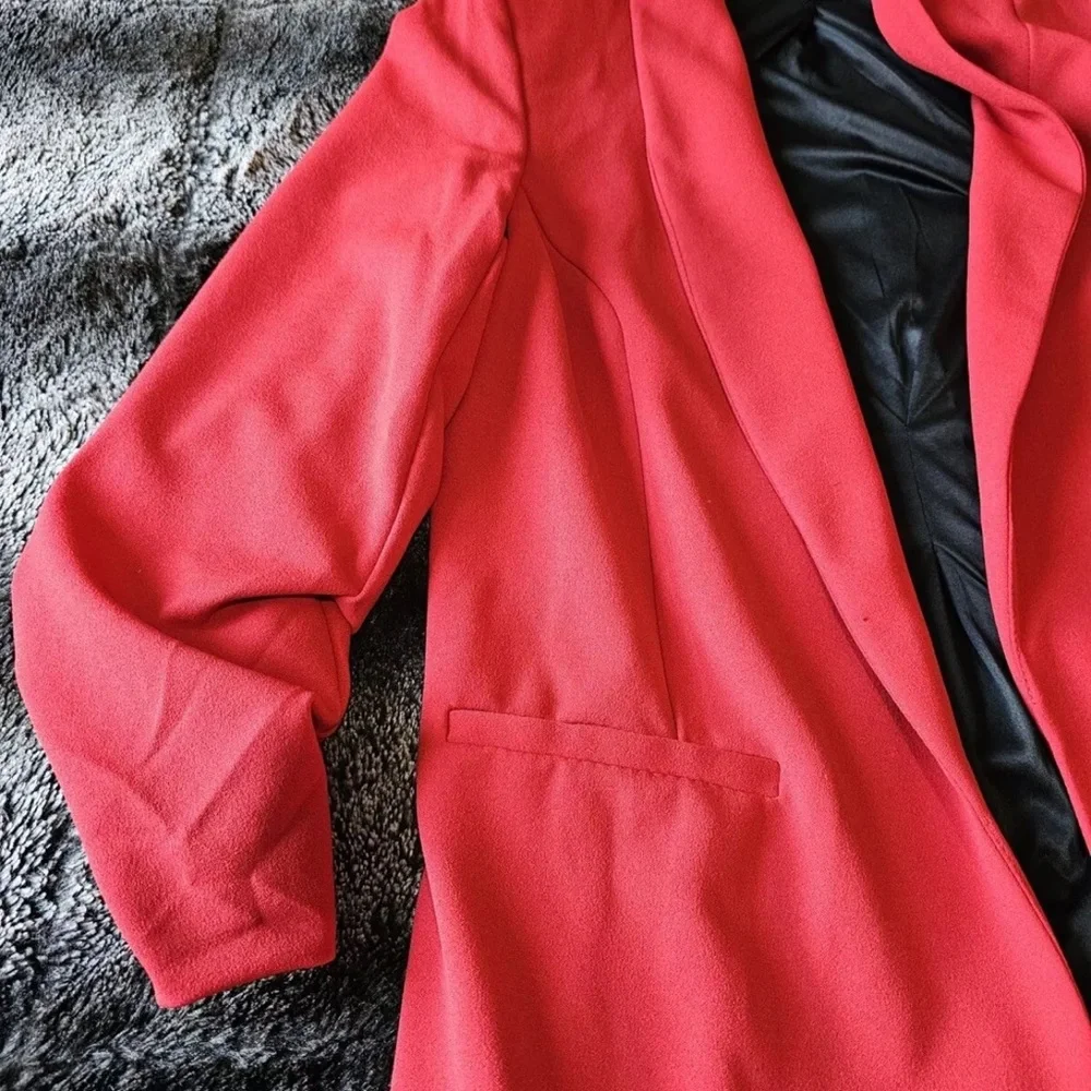 #25 Red Fashion Nova Blazer - Picture 2 of 4